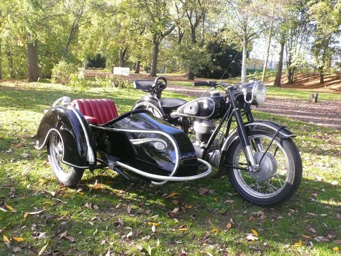 VERKAUFT - BMW R25/3 Gespann Baujahr 1953