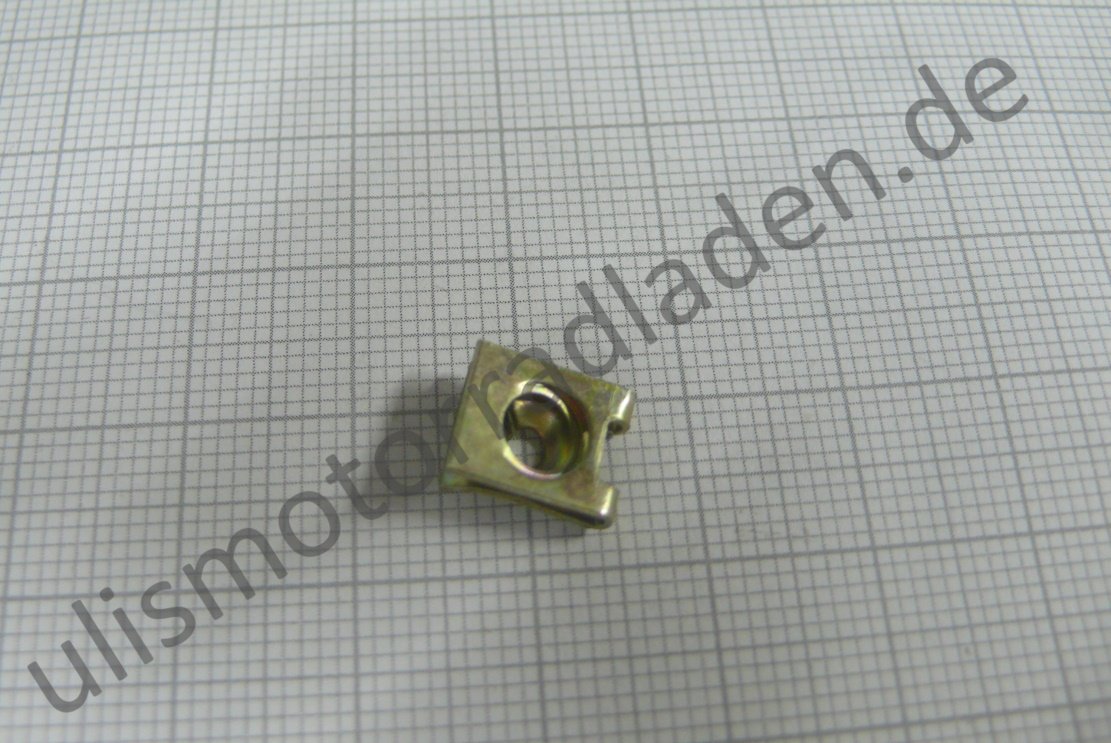 Blechmutter für Schraube 3,2 mm 